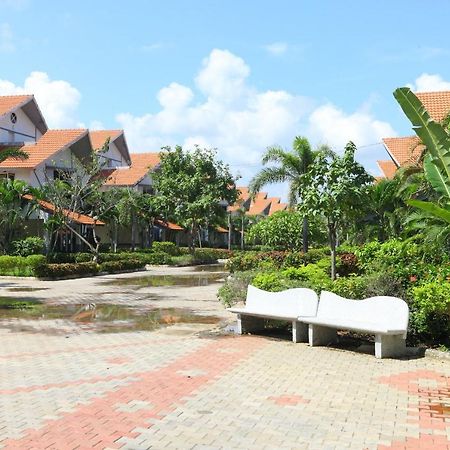 Capital O Twilight Bay Hotel Chennai Eksteriør billede